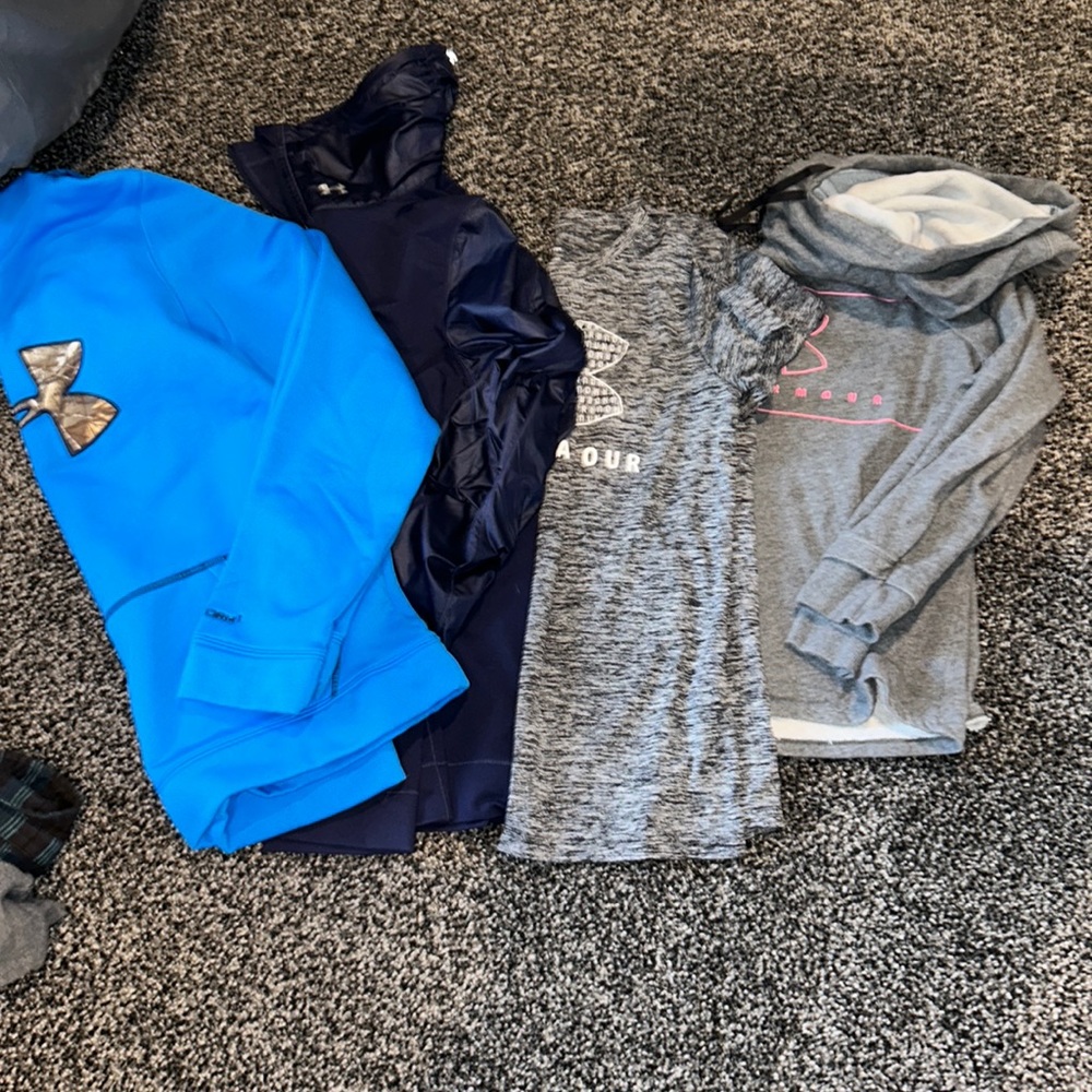 Lot of under armor!